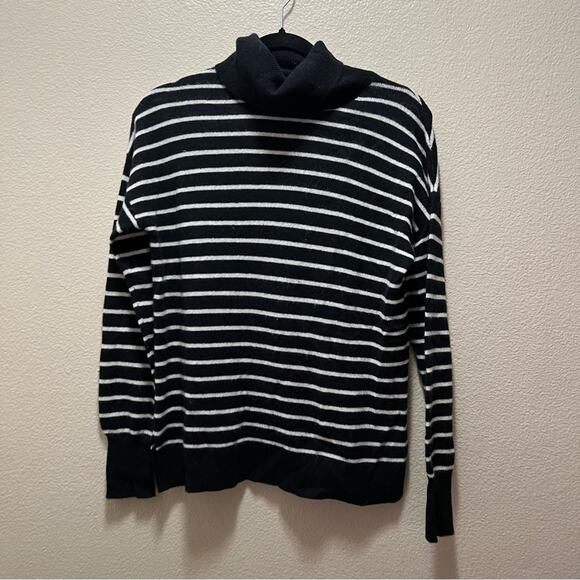 Halogen Black White Striped Turtleneck 100% Cashmere Sweater Size XS - Picture 4 of 9